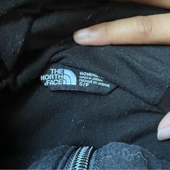 The North Face Faux Fur Hooded Vest Zip Up Jacket - Picture 3 of 5